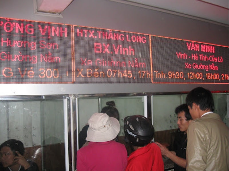 Quầy bán vé tại bến xe Nước Ngầm