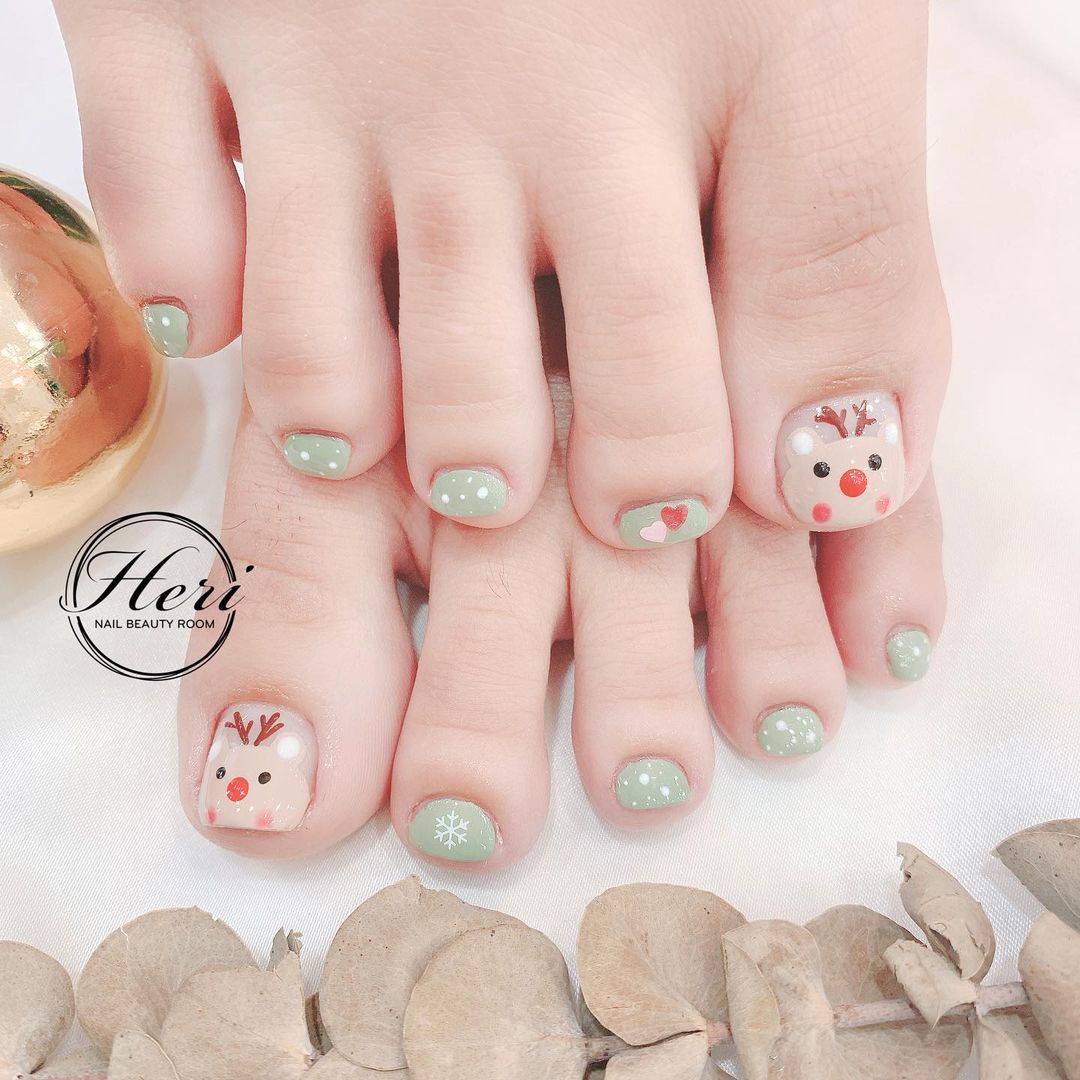 Mẫu móng chân đơn giản mà đẹp