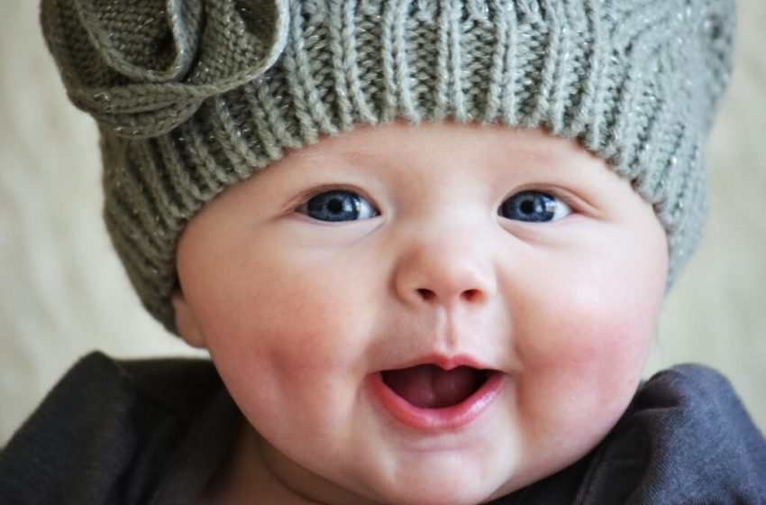 Tổng Hợp 25 Ảnh Em Bé Cute Để Làm Trái Tim Bạn Tan Chảy