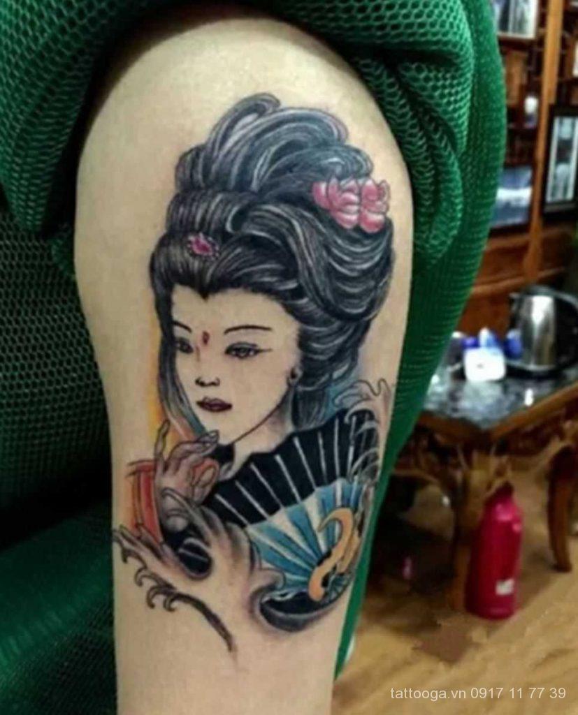 Hình xăm cô gái nhật