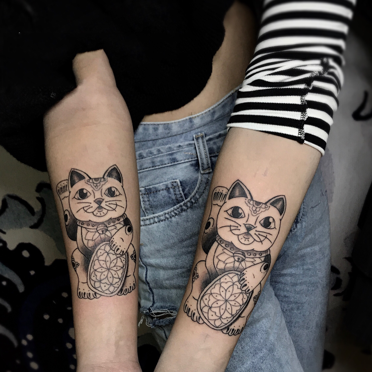 tong-hop-25-y-tuong-hinh-xam-con-meo-dep-long-lanh-3