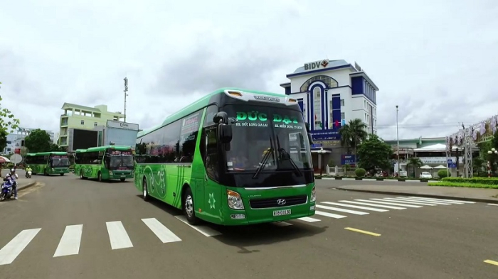 xe-giuong-nam-di-hue-4