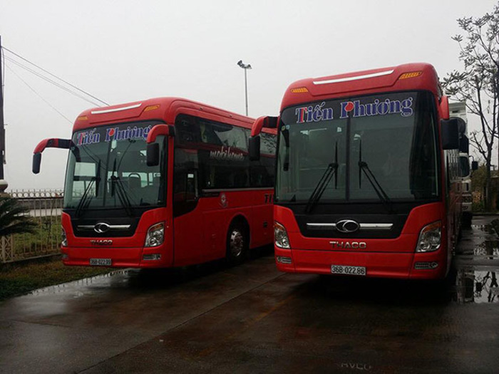 Xe-khach-tien-phuong-2