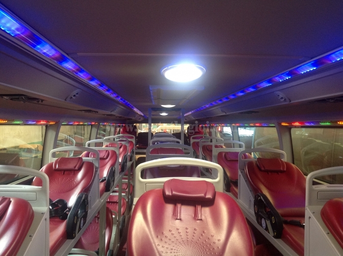 Xe-khach-tien-phuong-4