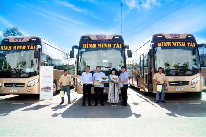 xe-limousine-binh-dinh-3