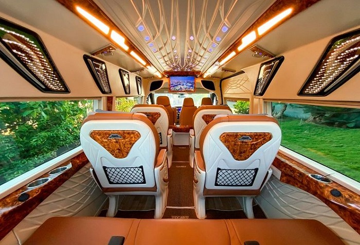 Xe-limousine-da-nang-quang-tri-3