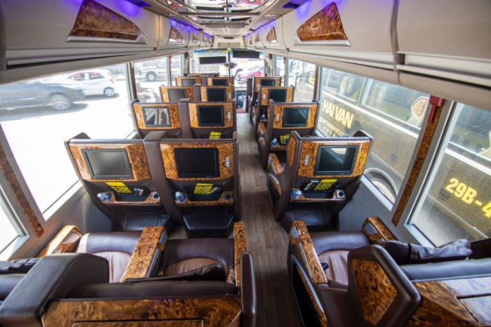 xe-limousine-hue-sai-gon-2