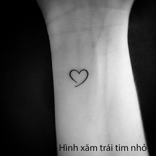Mini-Herz-Tattoo