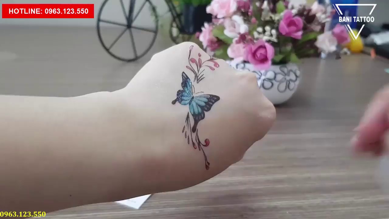 Hình xăm con bướm mini ở tay