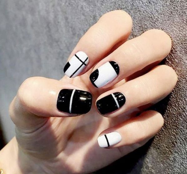 18 Mẫu nail trắng đen đơn giản dễ thương và sang chảnh