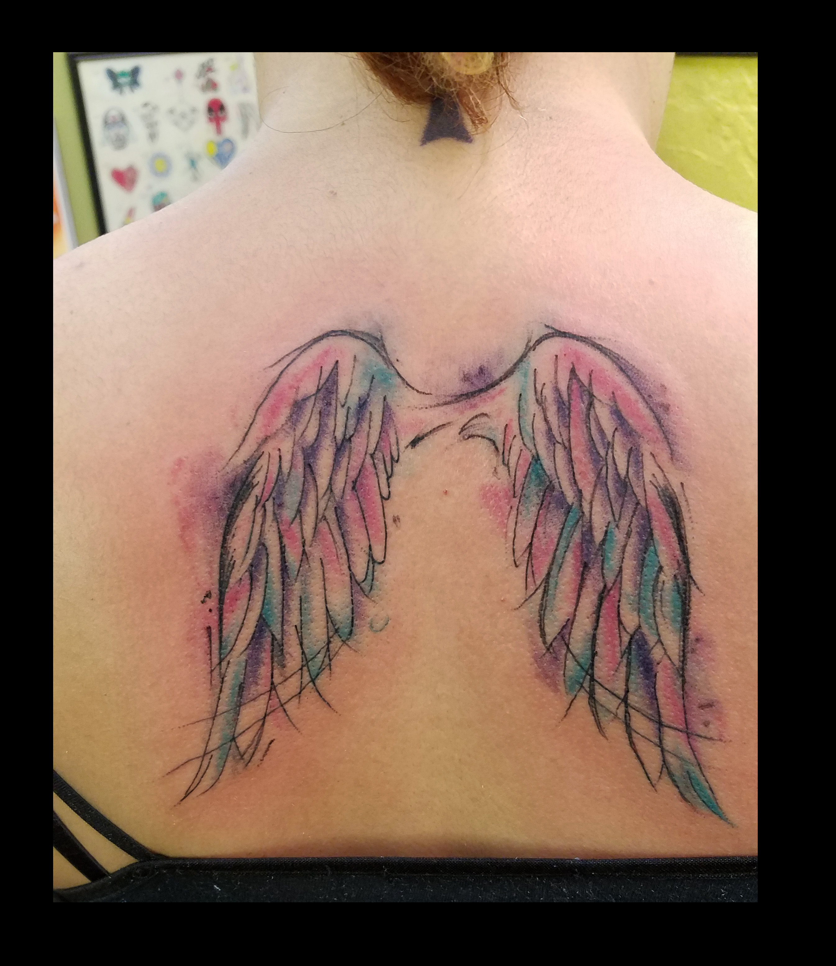 Hình xăm đôi cánh thiên thần sau lưng